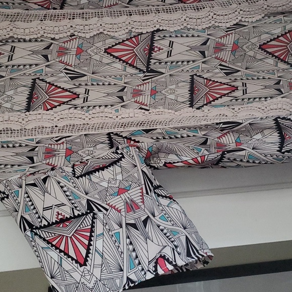 Xhiliration oversized graphic dolman sleeve jacket - Picture 3 of 11